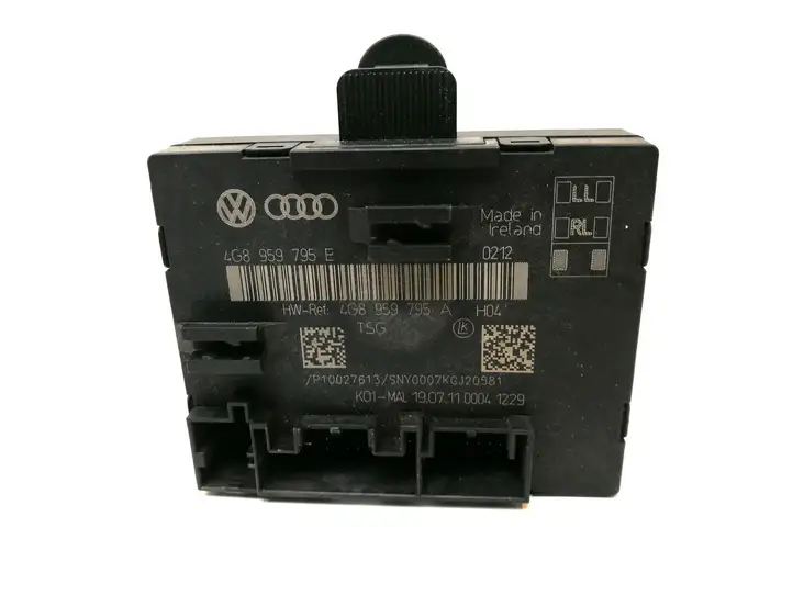Audi A6 C7 (2011 - 2014) 4G8959795E Блок управления дверью — фото 2
