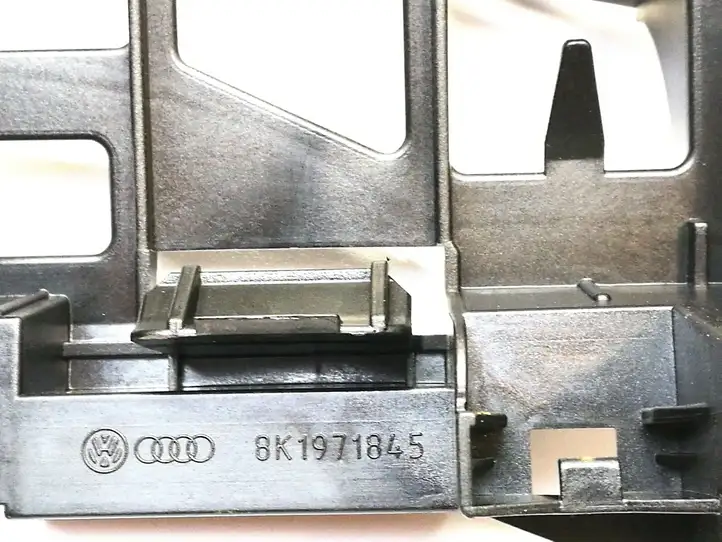 Audi A7 S7 4G (2010 - 2014) 8K1971845 Прочие детали салона — фото 3