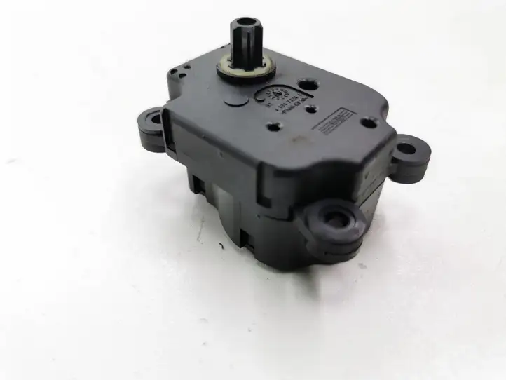 Citroen C5 (2008 - 2017) P2861001U Двигатель задвижки потока воздуха — фото 6