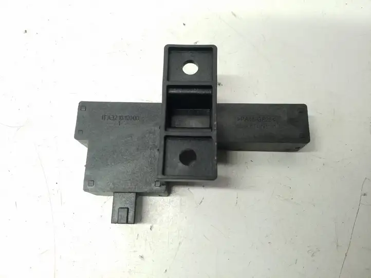 Audi A6 C7 (2011 - 2014) 8K0907247 Антенна системы Keyless — фото 4