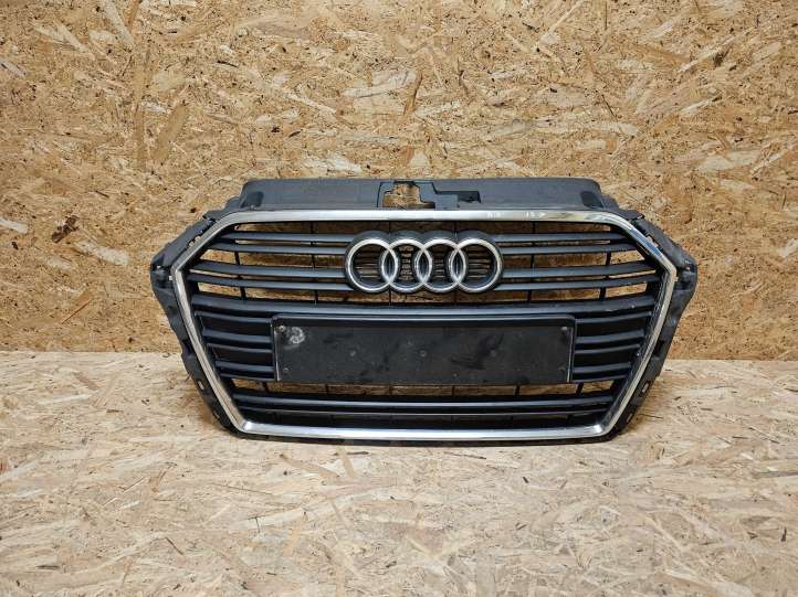 Audi A3/S3 8V (2012 - 2016)  8V3853651AA Верхняя решётка