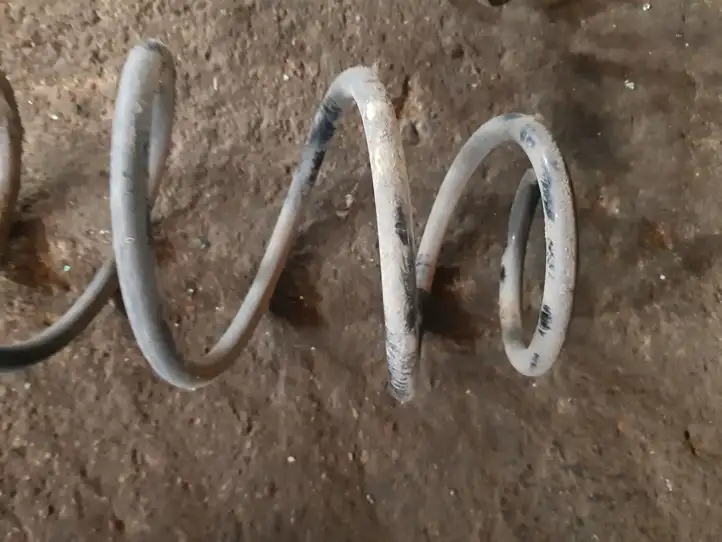 Toyota RAV 4 (XA30) (2006 - 2016) Пружина задней подвески — фото 3