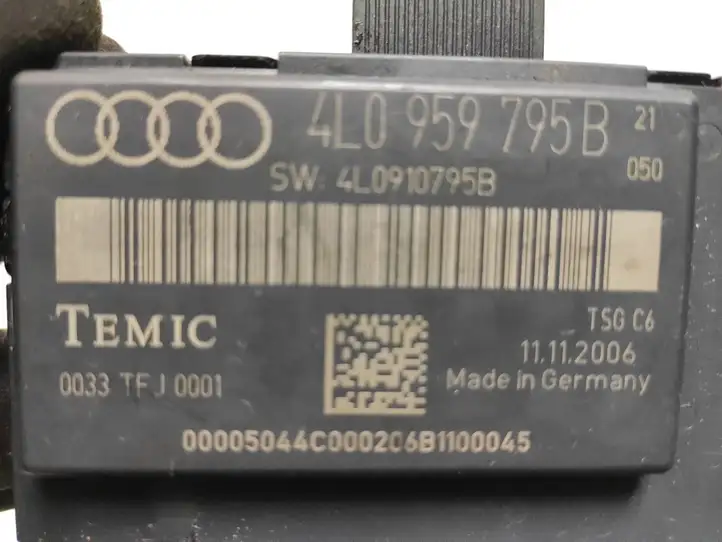 Audi Q7 4L (2005 - 2009) 4L0959795B Блок управления дверью — фото 2