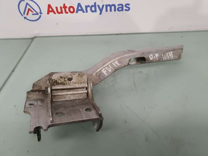 BMW 7 F01 F02 F03 F04 (2008 - 2016)  7186514 Кронштейны радиатора