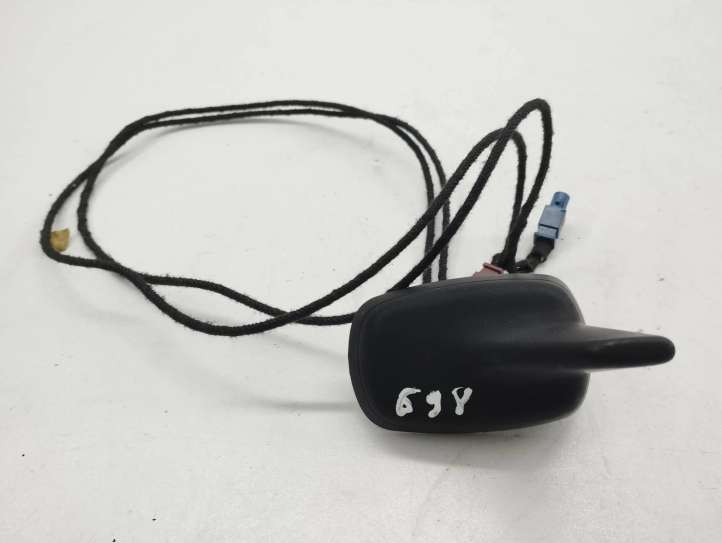 4L0035503B Audi Q7 4L Antena (GPS antena)