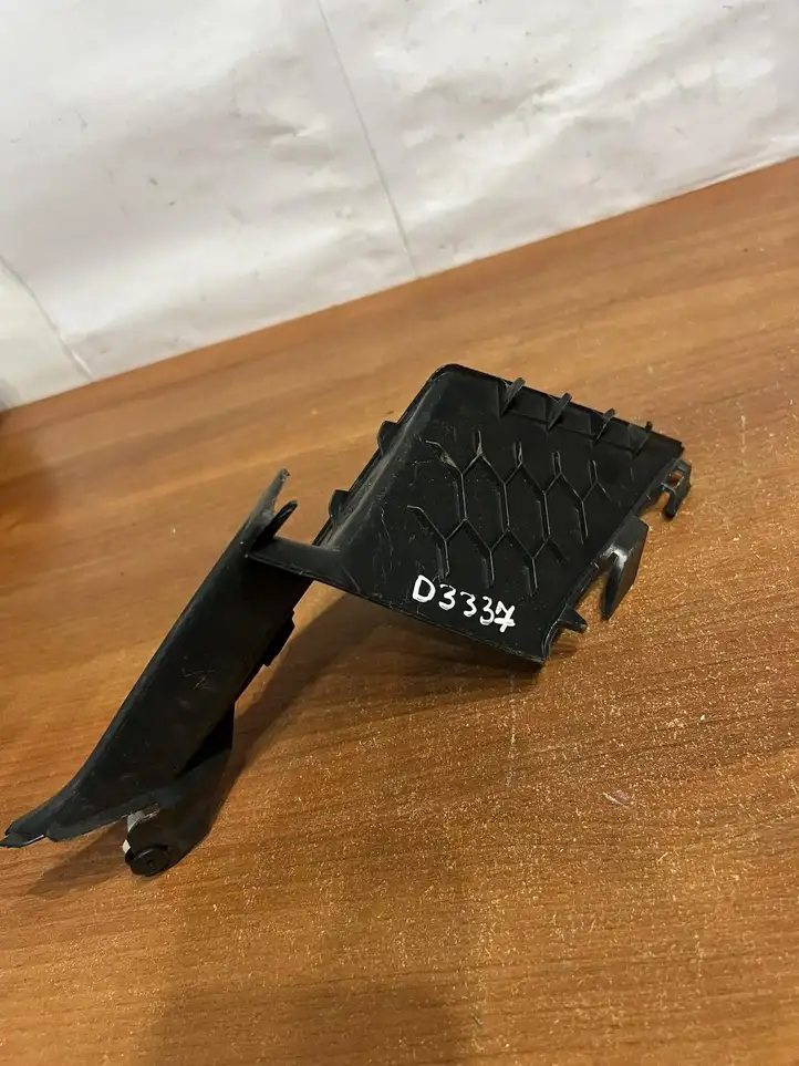 Volkswagen Golf VII (2013 - 2019)  5960400 Другая внешняя деталь