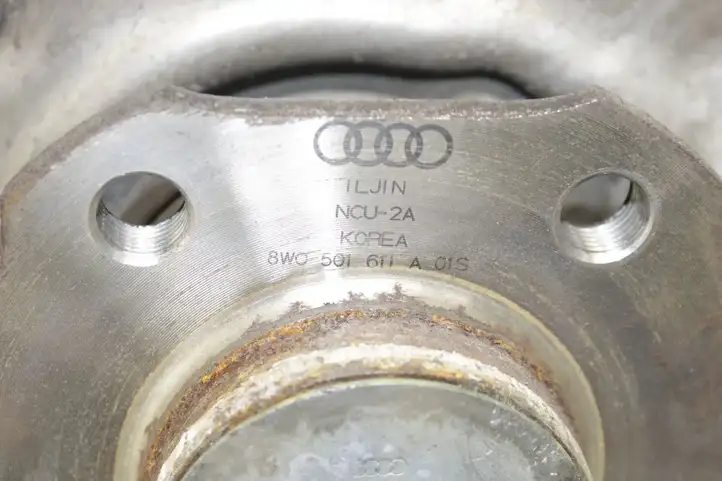 Audi A5 (2016 - )   Задний поворотный кулак (ступица, цапфа)