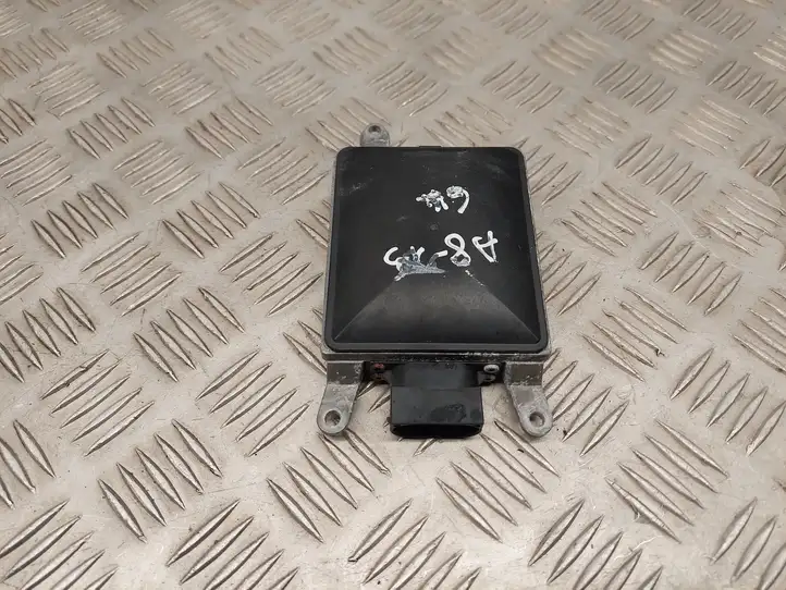 Audi A8 (2013 - 2017)  4H0907568F Радар слепых зон