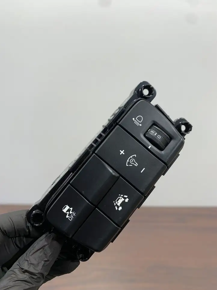 Kia Sportage (2016 - 2018) 93700F1500WK Кнопка ESP — фото 3