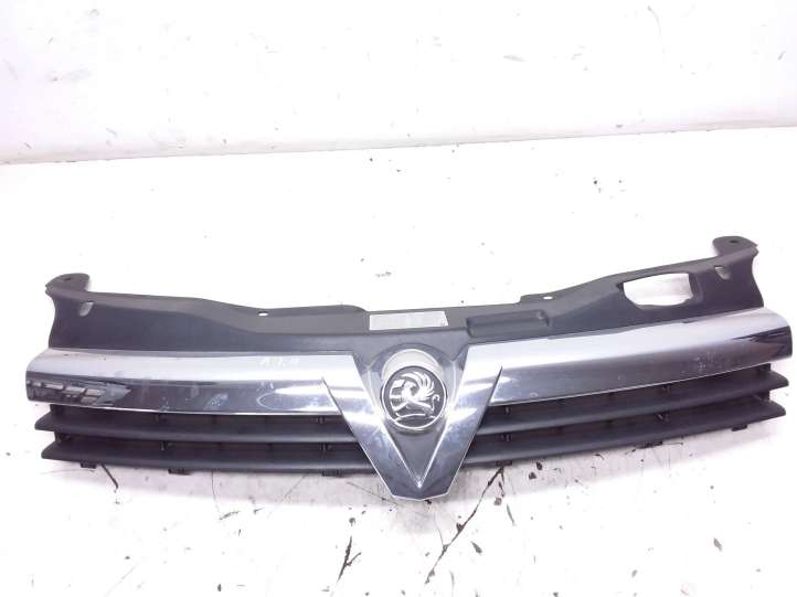 461088395 Opel Astra H Grotelės priekinės