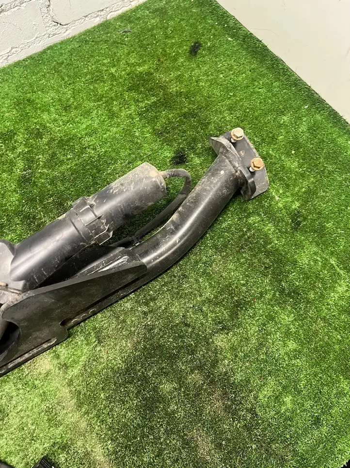 Mercedes-Benz E W213 (2016 - ) A2133100800 Комплект буксировочного крюка — фото 3