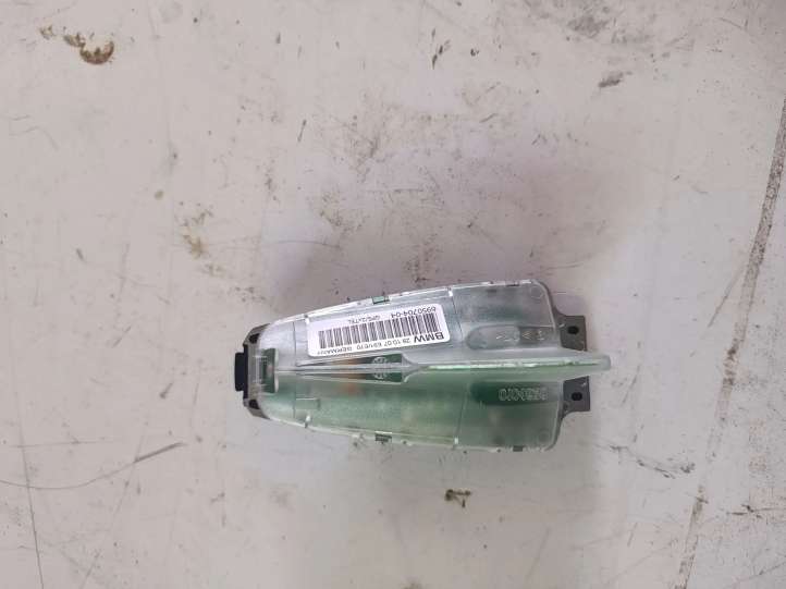 1682647 BMW 3 E90 E91 Antena (GPS antena)