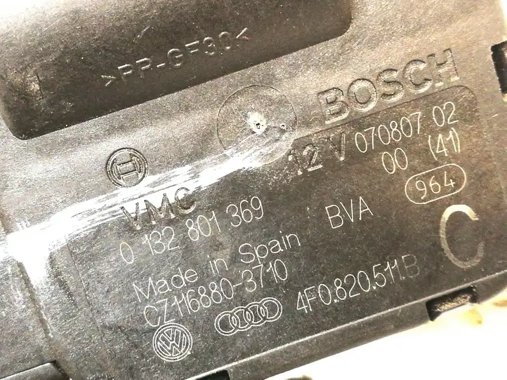 Audi A8 S8 D3 4E (2005 - 2007) 4F0820511B Двигатель задвижки потока воздуха — фото 3