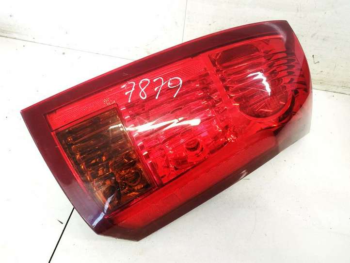 Cadillac CTS (2002 - 2007)   Задний фонарь в кузове
