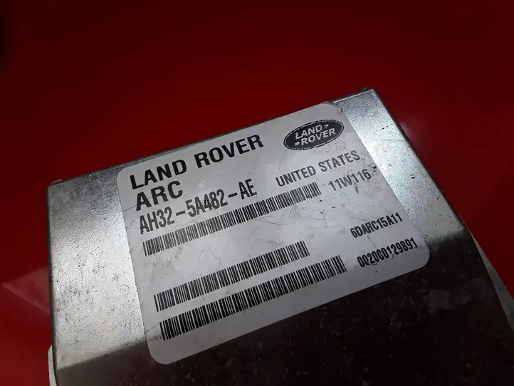 Land Rover Range Rover Sport L494 (2009 - 2013) AH325A482AE Блок управления подвеской — фото 5