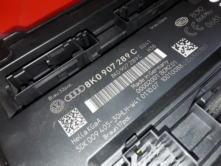Audi A5 8T 8F (2007 - 2011) 8K0907289C Модуль комфорта — фото 5