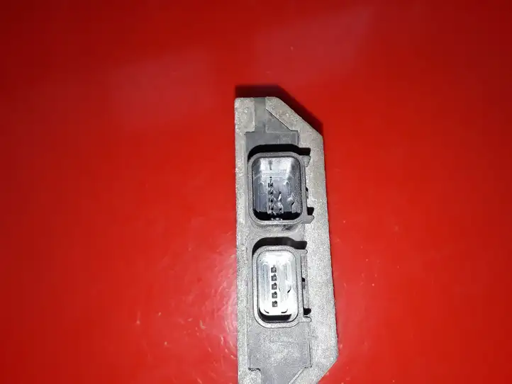 Opel Antara (2011 - 2017) JL001000340 Прочие блоки управления — фото 2