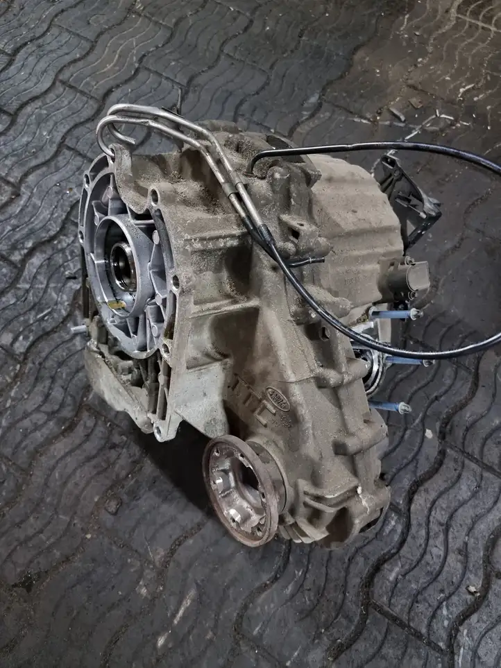 Land Rover Range Rover L322 (2009 - 2012) 8454228031 Раздаточная коробка — фото 3