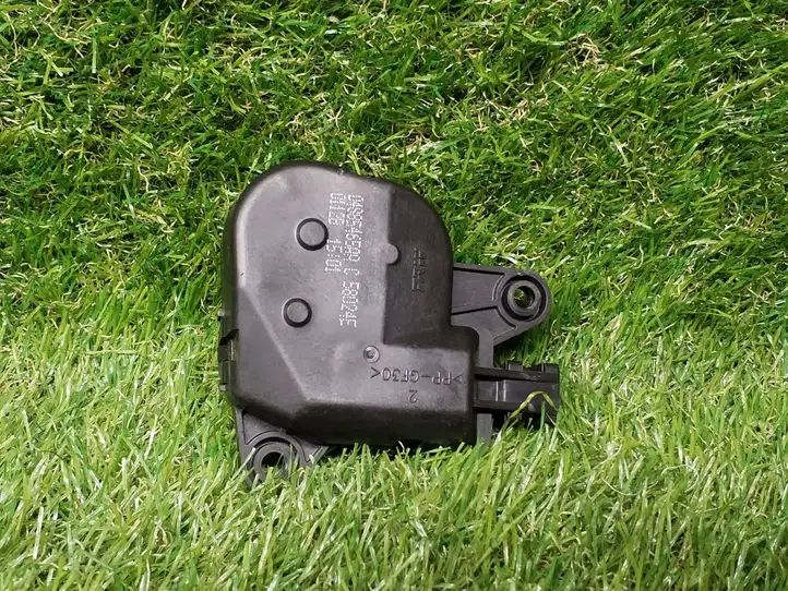 Chrysler Voyager (2001 - 2004) 04885465AA Двигатель задвижки потока воздуха — фото 1