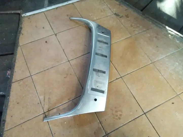 Volkswagen Touran I (2003 - 2010) Прочие внешние детали — фото 2
