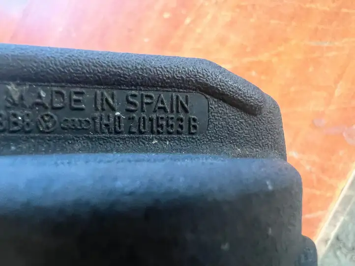 Seat Ibiza II (6k) (1999 - 2002) 1H0201553B Крышка топливного бака — фото 2