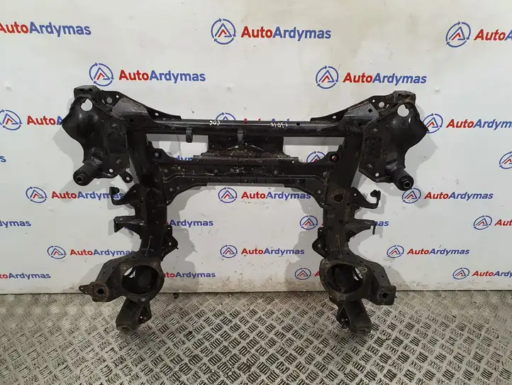 BMW 3 F30 F35 F31 (2012 - 2018) 31106872121 Передняя балка подвески — фото 1