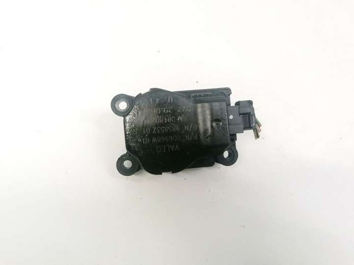 Opel Signum (2002 - 2008)  09180204 Двигатель задвижки потока воздуха