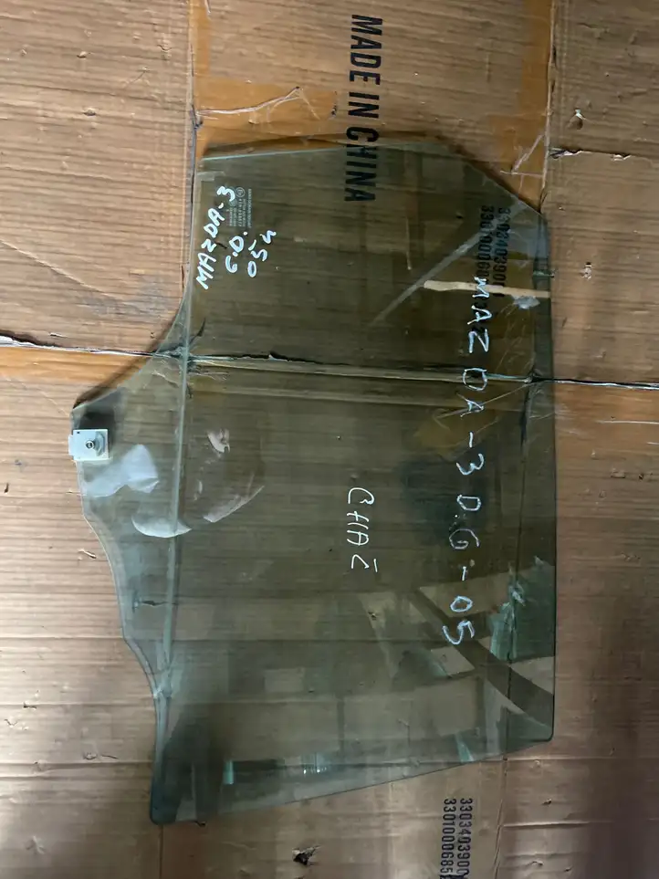   (2003 - 2006)   Основное стекло задних дверей