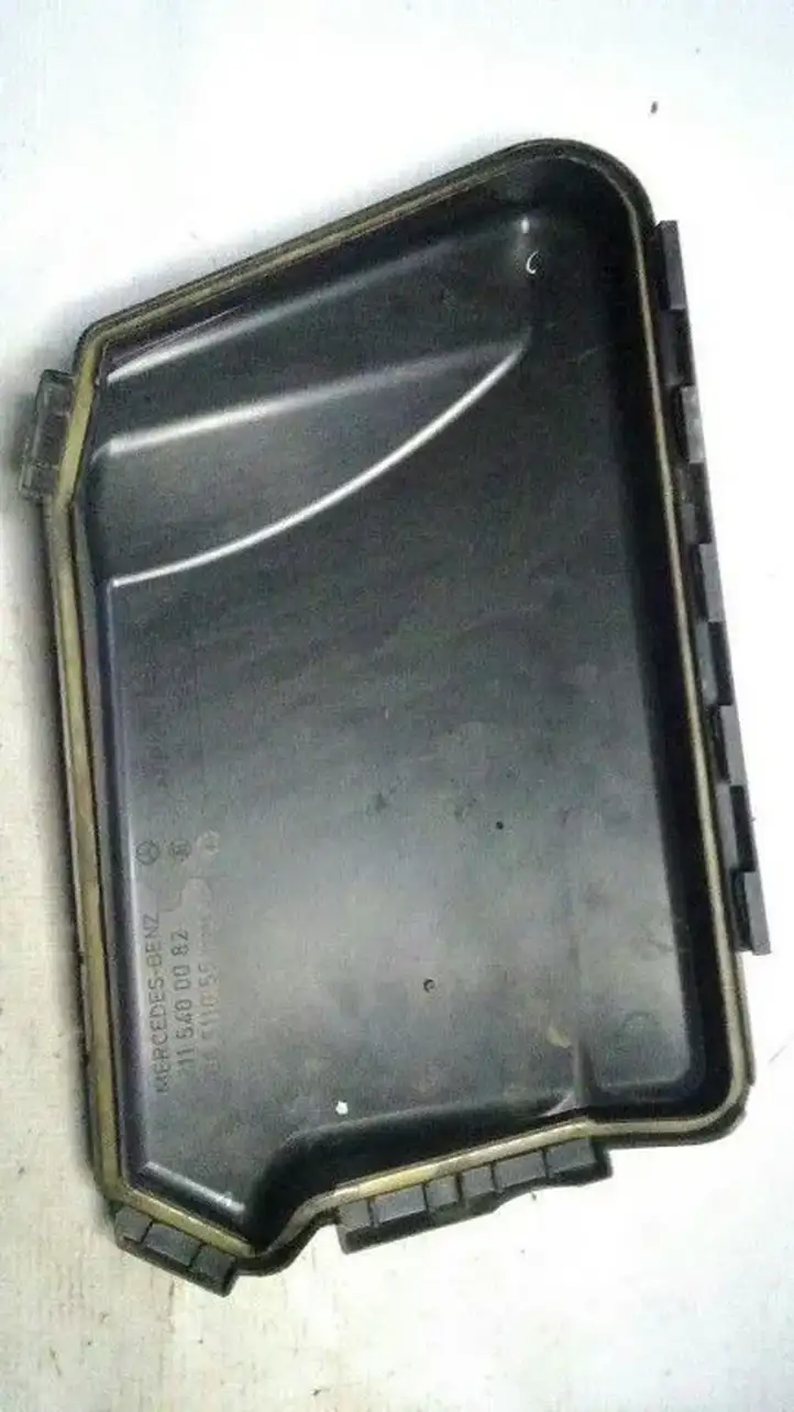 Mercedes-Benz E W211 (2002 - 2009) 2115400082 Крышка ящика предохранителей — фото 2