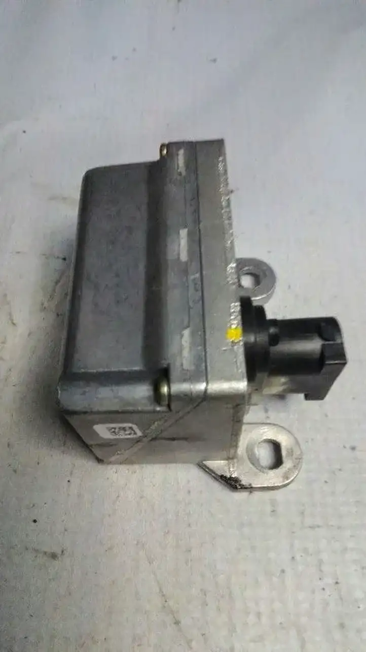 Mercedes-Benz ML W163 (1997 - 2005) A0025428919 Реле насоса горючего — фото 1