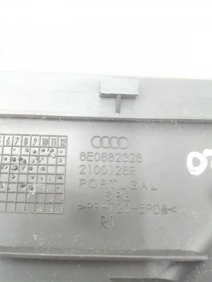 Audi A6 Allroad C6 (2006 - 2008) 8E0882328 Прочие детали салона — фото 3