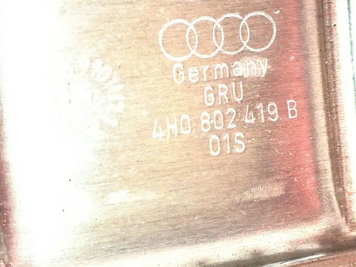Audi A8 S8 D4 4H (2010 - 2014) 4H0802419B Держатель аккумулятора — фото 3