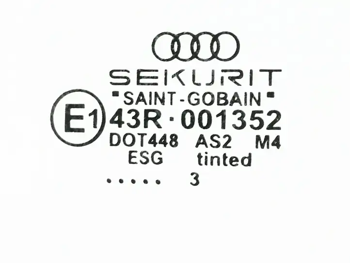 Audi TT Mk1 (1998 - 2003) 43R001252 Стекло передней двери — фото 2