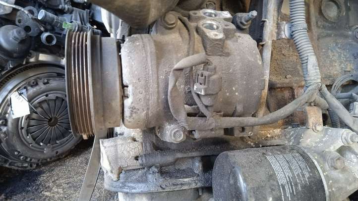 Toyota Previa (XR30, XR40) II (2000 - 2006)  4472608120 Компрессор (насос) кондиционера воздуха