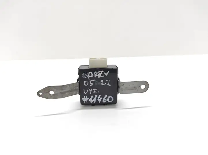 Toyota Previa (XR30, XR40) II (2000 - 2006) 8599128070 Реле предупреждения об ремнях безопасности — фото 3