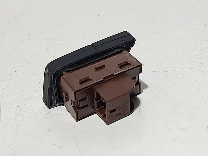 Audi A6 C7 (2011 - 2014) 4G0962107 Кнопка закрытия крышки багажника — фото 2