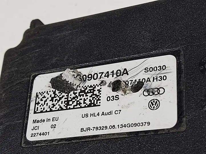 Audi A6 C7 (2011 - 2014) 4G0907410A Пульт управления воротами — фото 3