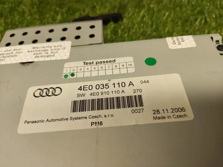 Audi A6 S6 C6 4F (2008 - 2011) 4E0035110A Магнитола / мультимедийная система — фото 2