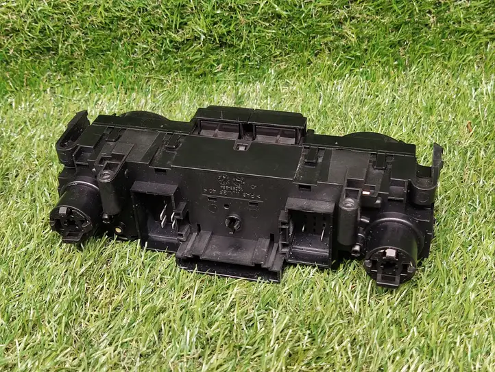 Skoda Rapid (NH) (2012 - 2019)  5JA820045A Блок управления кондиционера воздуха / климата/ печки (в салоне)