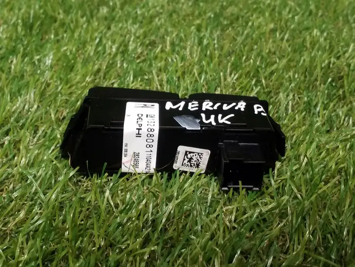 Opel Meriva B (2010 - 2014) 13288081 Кнопка парктроника — фото 4
