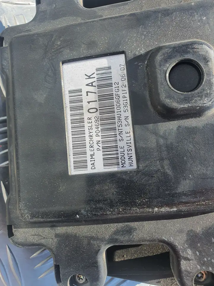 Jeep Cherokee (2001 - 2007) P04692017AK Модуль комфорта — фото 2