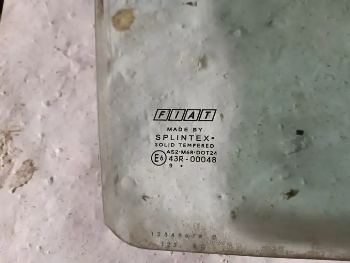 Fiat Grande Punto (2005 - 2014) AS2 Стекло задней двери — фото 2
