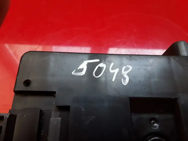 Land Rover Range Rover Sport L494 (2009 - 2013) AH2219H440AG Блок бесключевого доступа — фото 4
