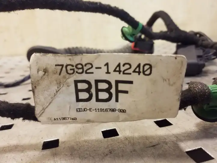 Land Rover Freelander (2006 - 2010)  7G9214240 Проводка задних дверей