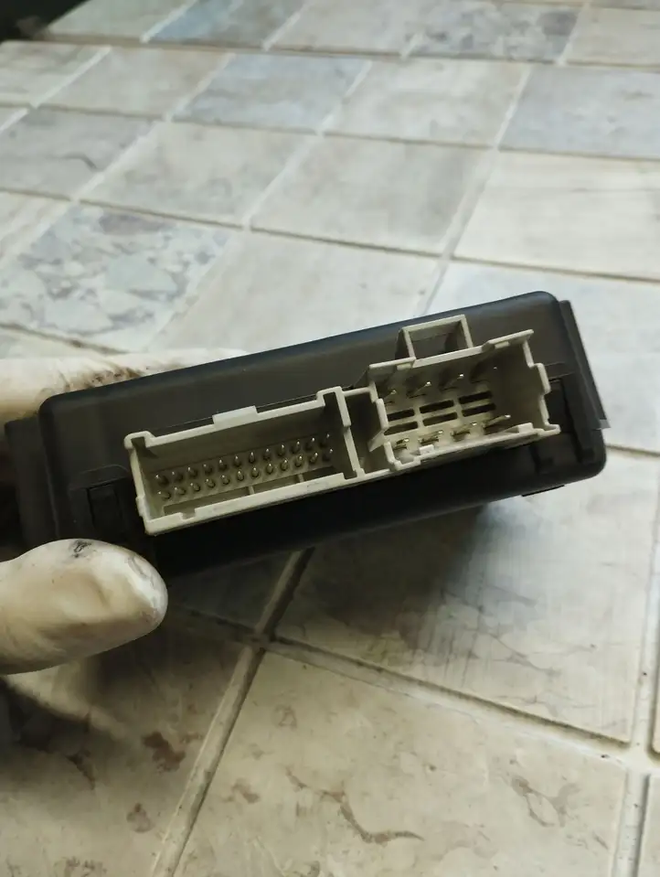 Chevrolet Captiva (2006 - 2011) 25843242 Модуль комфорта — фото 2
