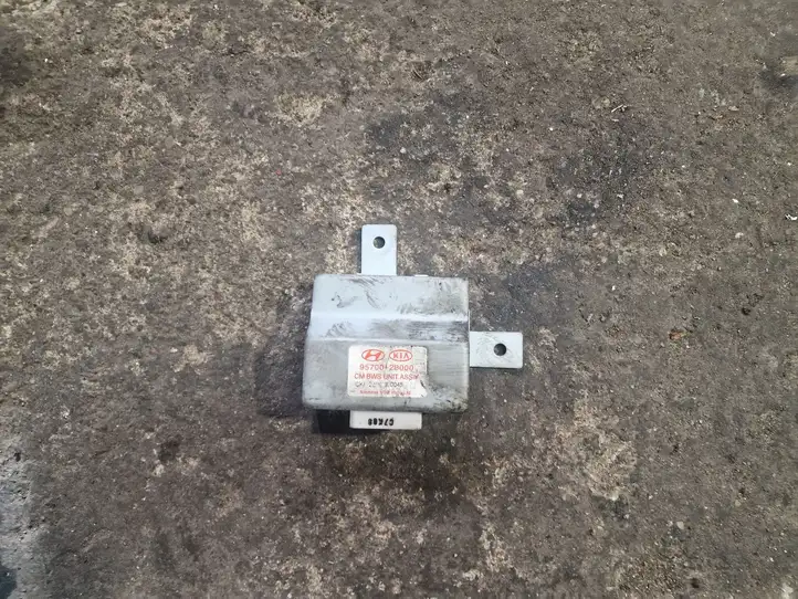 Hyundai Santa Fe (2005 - 2009)  957002B000 Mодуль kомфортa