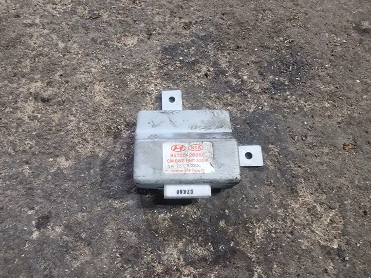 Hyundai Santa Fe (2005 - 2009)  957002B000 Mодуль kомфортa