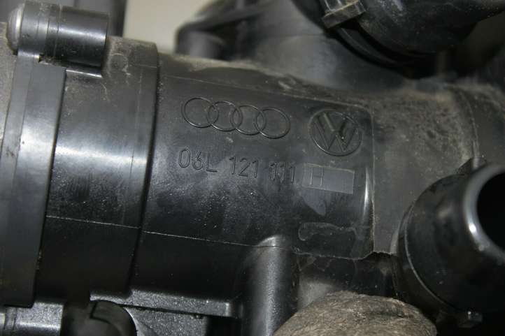 Audi TT (2014 - 2018)  06L121012A Водяной насос