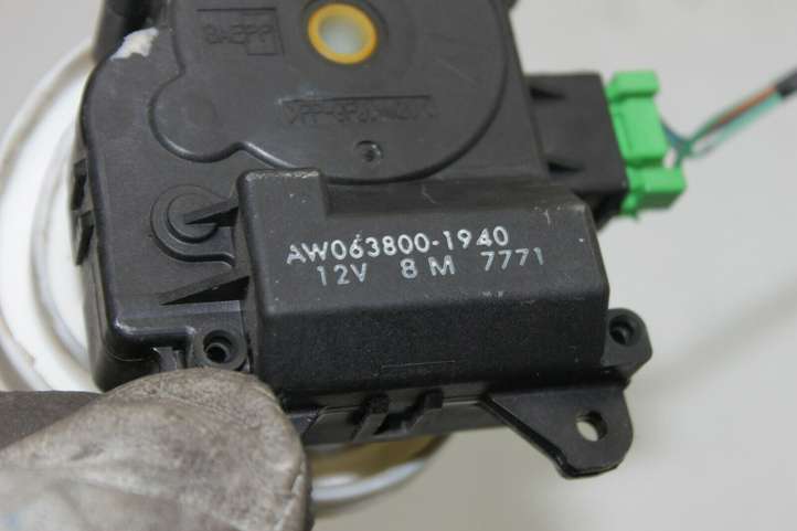 Subaru Legacy (2009 - 2013)  AW0638001940 Двигатель задвижки потока воздуха