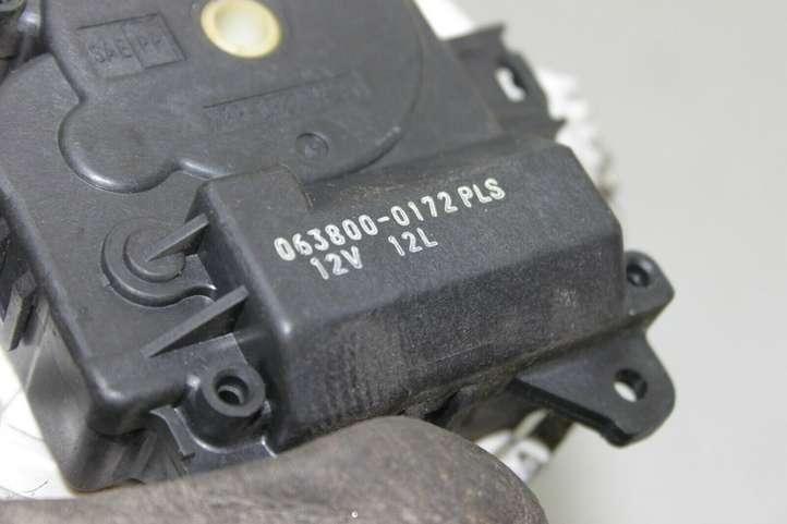 Toyota Prius (XW30) (2009 - 2015)  0638000172PLS Двигатель задвижки потока воздуха